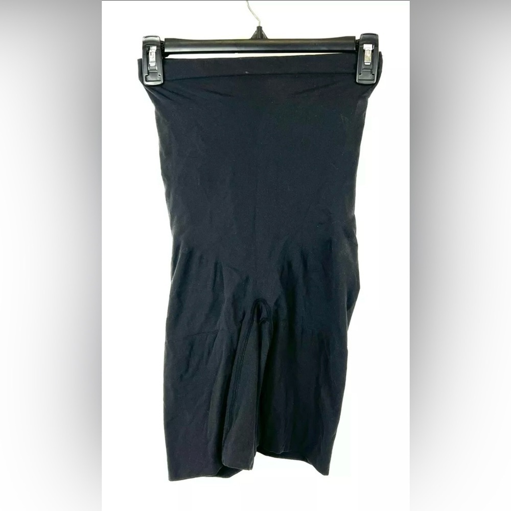 Spanx Women’s Black High Rise Shaping Shorts Plus Size 1X